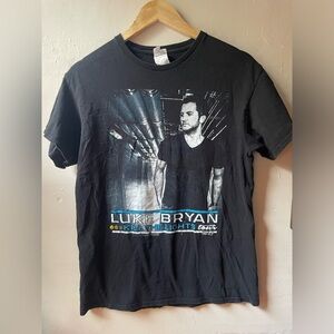 Luke Bryan Concert Tee Kill The Lights Tour 2017 Size Medium 100% Cotton